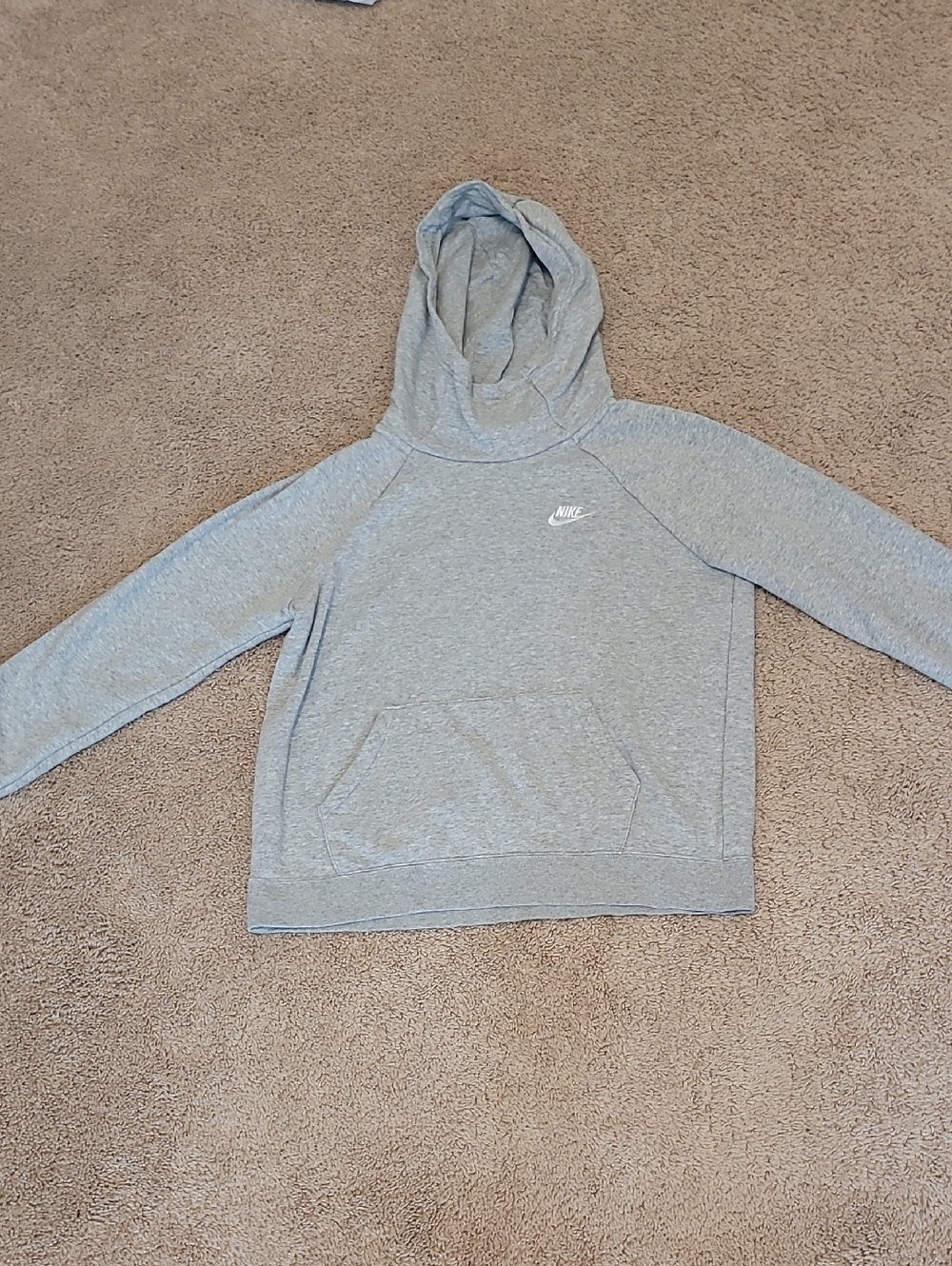 Nike Light Gray Hooded Pullover Sweatshirt Size Medium NWOT